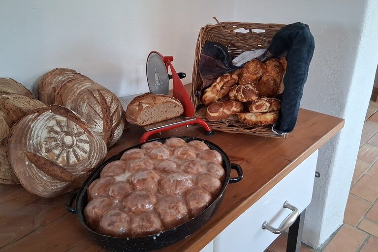 brot_rohrnudeln.jpeg  